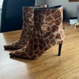 Lauren Ralph Lauren Giraffe Print hair calf leather ankle boots Size 8
